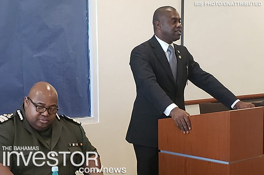 FS Minister visits Grand Bahama